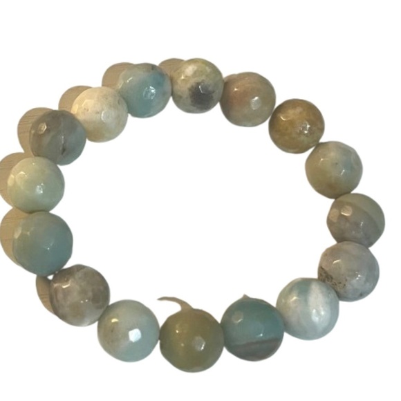 Amazonite Stretch Bracelet - Picture 3 of 3